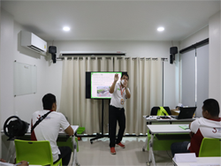 กฎหมายจราจรทางบกเพื่อการขับรถอย่างปลอดภัย